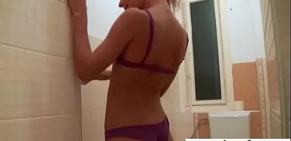  Camera Catch Sexy Teen Amateur Girl Masturbating video-36